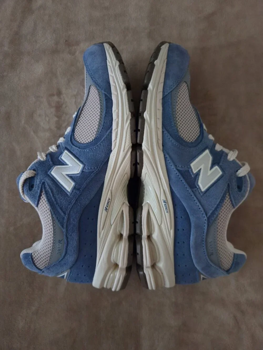 New Balance 2002R Blue Grey Suede Sneakers Men's 8 / Women's 9.5 U2002RU